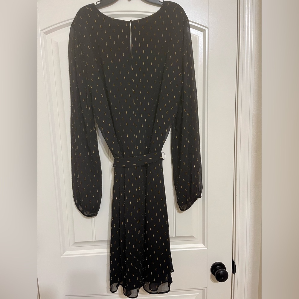 White House Black Market Black and Gold Dress - Picture 6 of 8